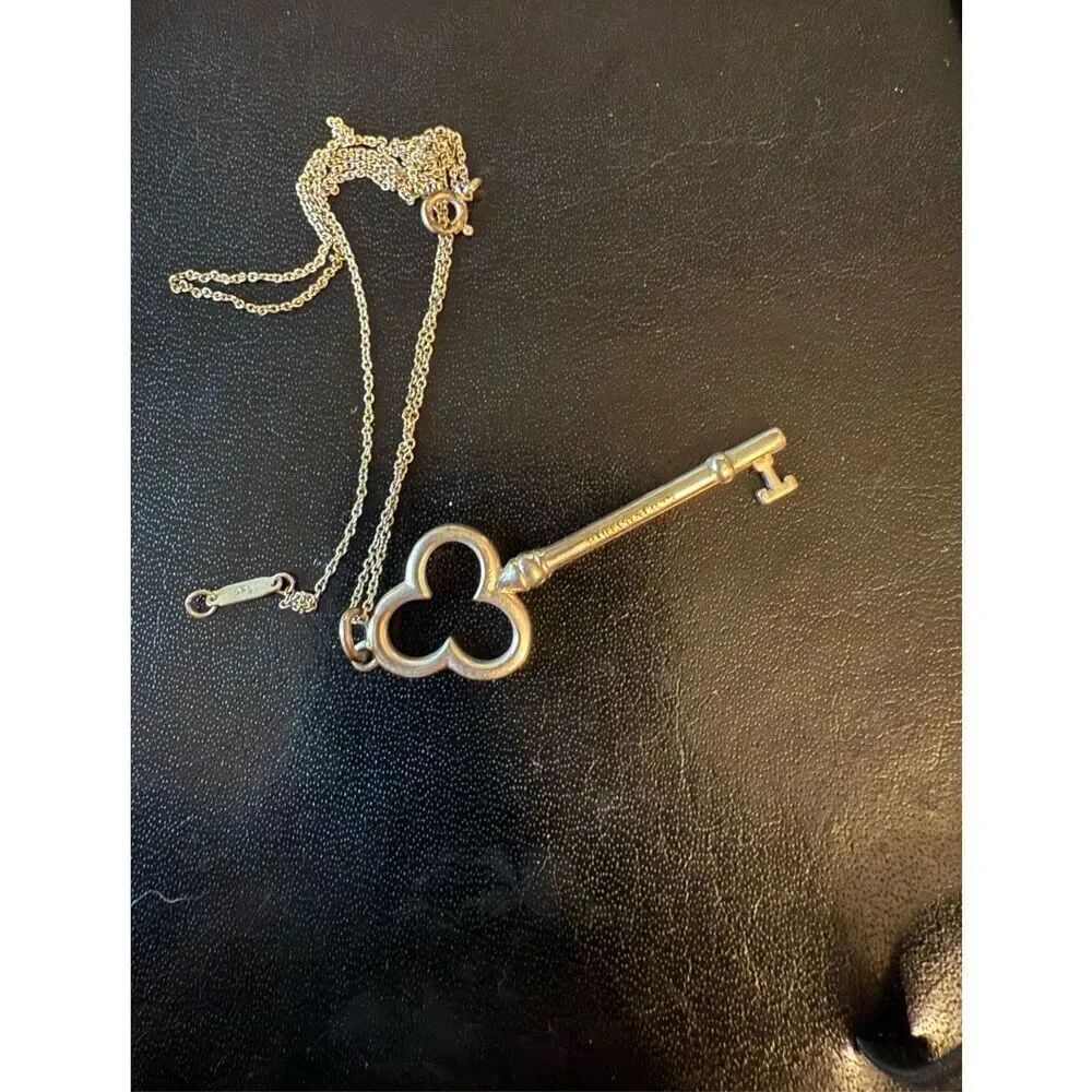 Tiffany & Co. Sterling Silver Trefoil Key Pendant with Chain (19 in. )